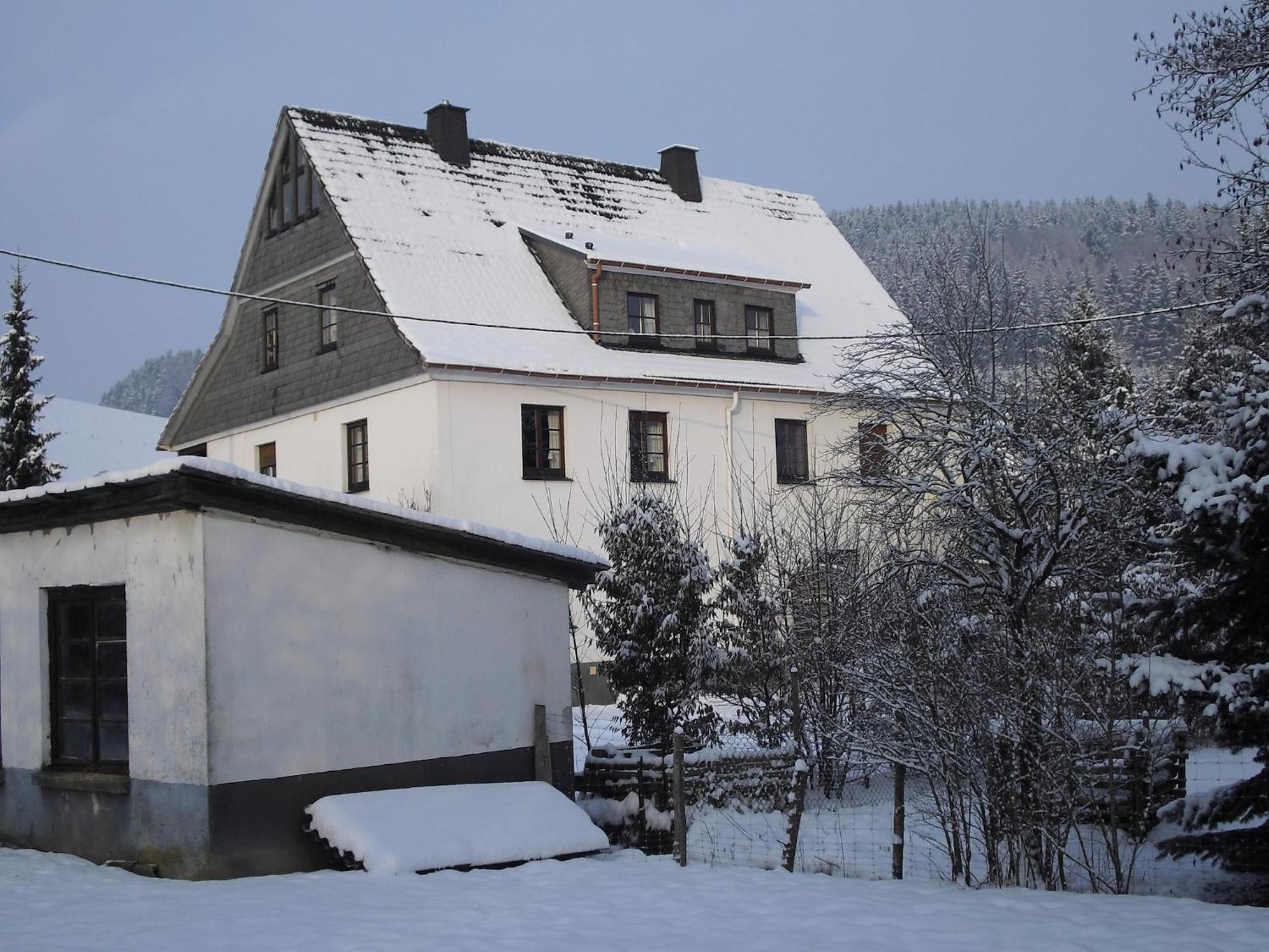 Cosy Apartment In Menkhausen Near The Ski Area Schmallenberg Exterior foto